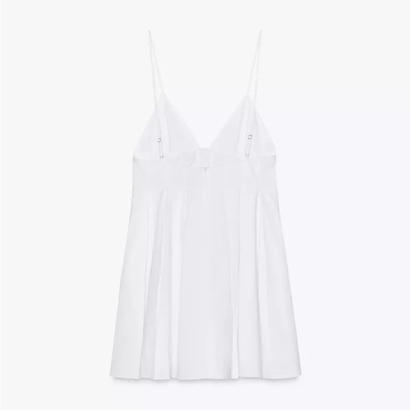 Pleated Poplin Dress - Picture 4 of 5